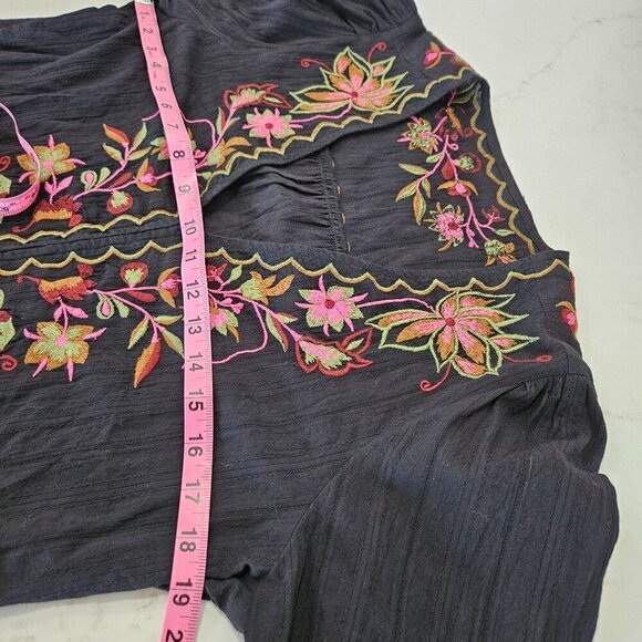 Allison New York Floral Large Top Crop Embroidered Bohemian Peasant Top Colorful - Picture 8 of 8